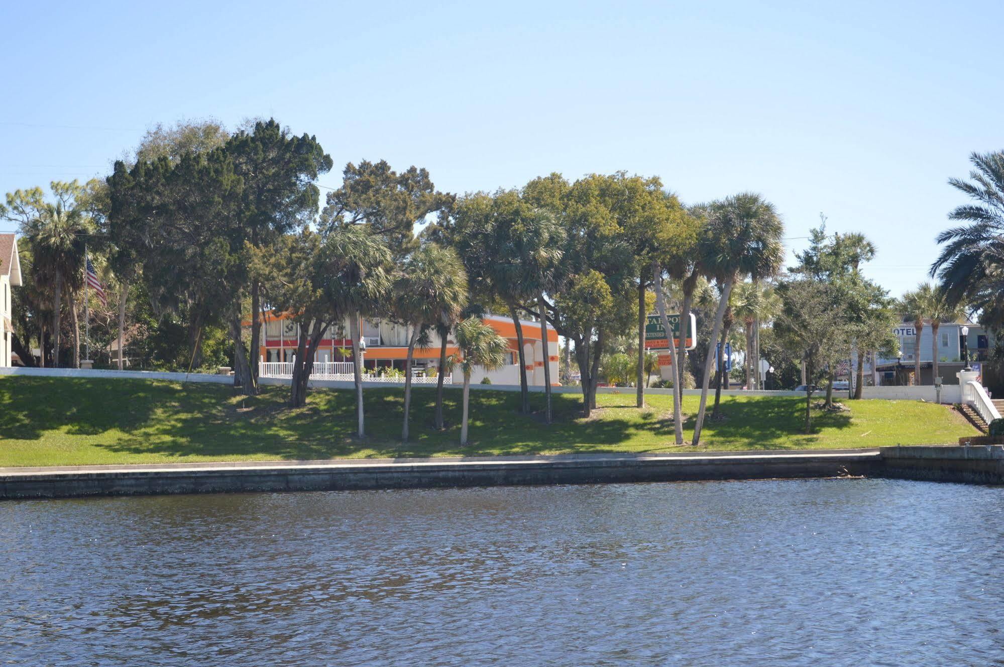 Tarpon Inn Tarpon Springs Exterior photo